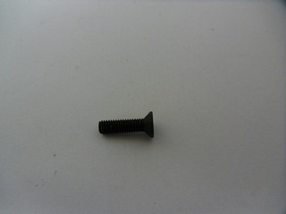 Screw M5X18